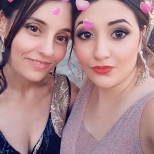 Meet your Posher, Daniela